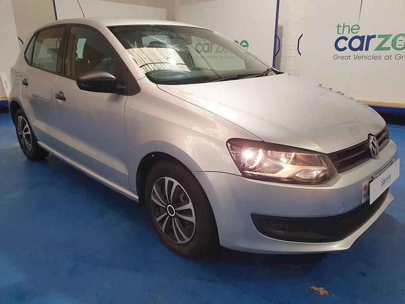 Silver Used 2010 VW Polo S Hatchback | £2,999 (Good price) - Image 1/4