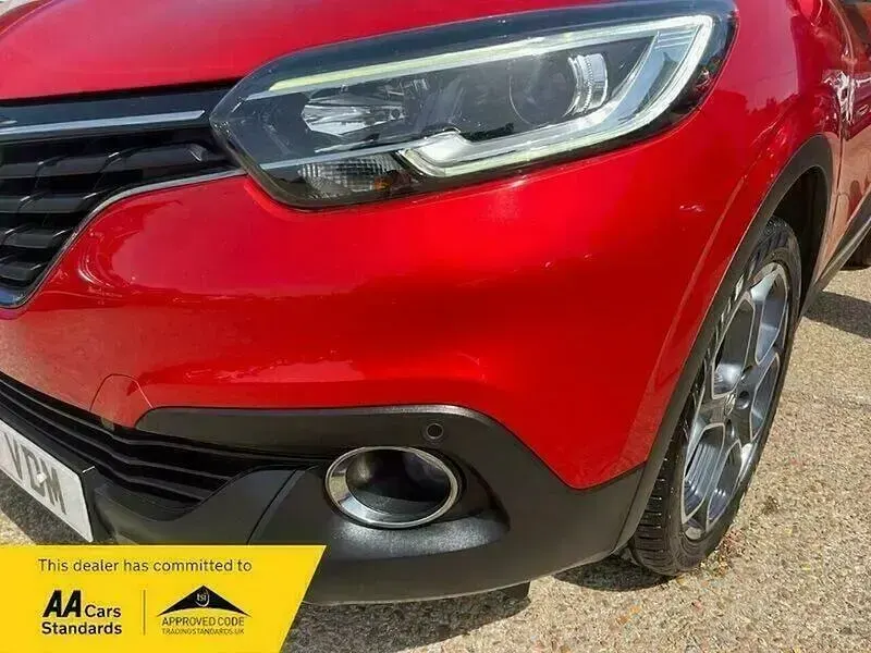 Used Renault Kadjar Dynamique 130 HP (95 kW) 2017 Red SUV