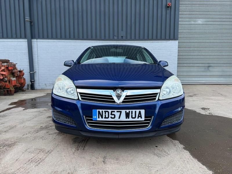 Used Vauxhall Astra 2007 Blue Hatchback