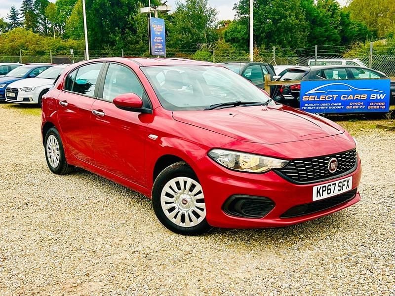 Red Used 2017 Fiat Tipo Easy Hatchback | £5,295 (Fair price) - Image 1/4
