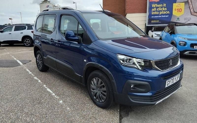 Used 2023 Peugeot Rifter Allure MPV | £15,995 (Fair price) - Image 1/4