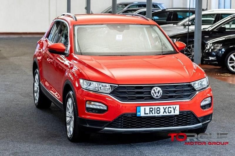 Used VW T-Roc SE 150 HP (110 kW) 2018 Red SUV