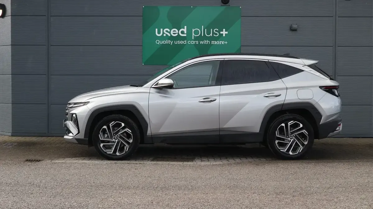 Used Hyundai Tucson Ultimate 215 HP (158 kW) 2024 Silver SUV