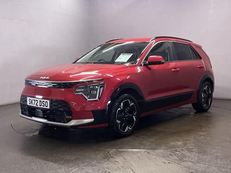 Used Kia Niro 147 kW (201 HP) 2022 Red SUV