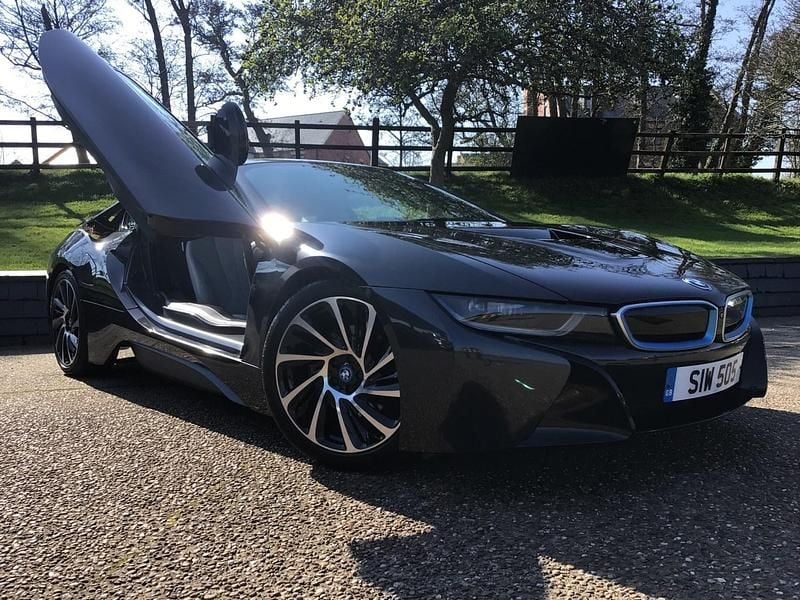 Used BMW i8 362 HP (266 kW) 2015 Grey Coupe