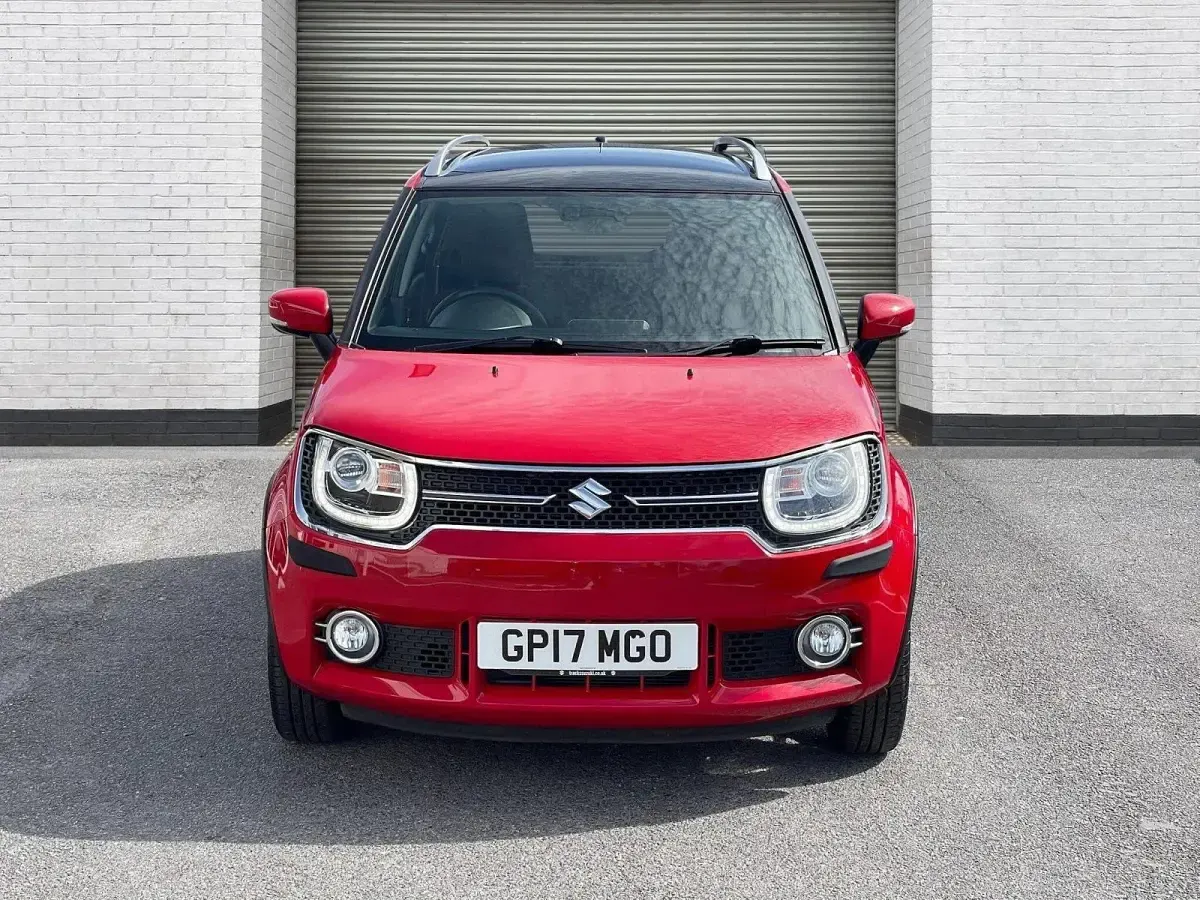 Used Suzuki Ignis SZ5 90 HP (66 kW) 2017 Red/black SUV