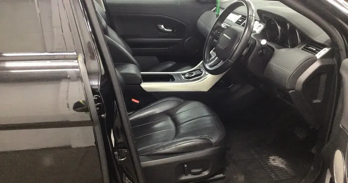 Usado Land Rover Range Rover evoque SE 180 CV (132 kW) 2016 Negro Familiar