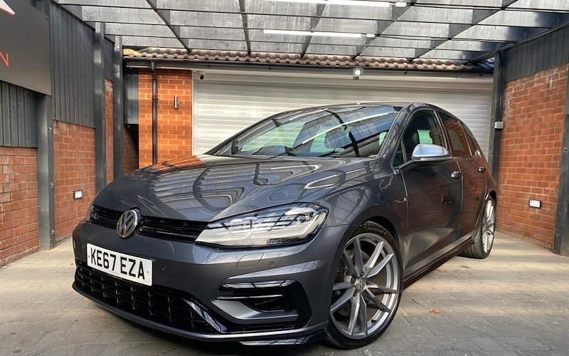 Used VW Golf VII R 310 HP (228 kW) 2018 Hatchback