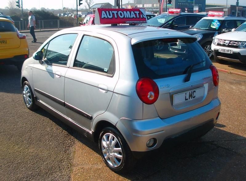 Used Chevrolet Matiz SE 51 HP (37 kW) 2009 Silver Hatchback