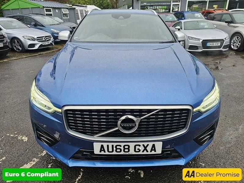 Used Volvo XC60 R-Design 250 HP (183 kW) 2018 Blue SUV