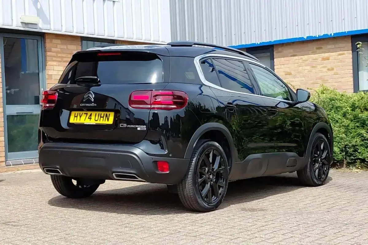 Used Citroën C5 Aircross PureTech 134 HP (98 kW) 2024 Black SUV