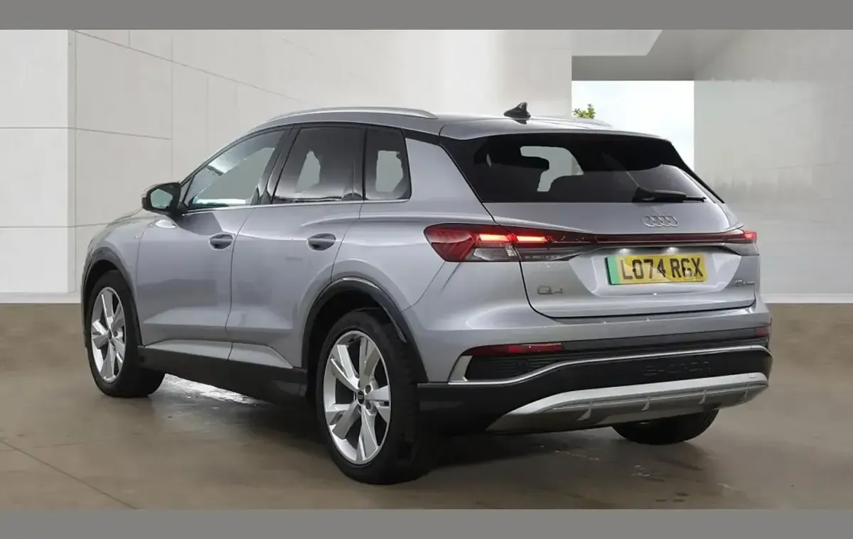 Used Audi Q4 e-tron S-Line 206 kW (281 HP) 2024 Silver SUV
