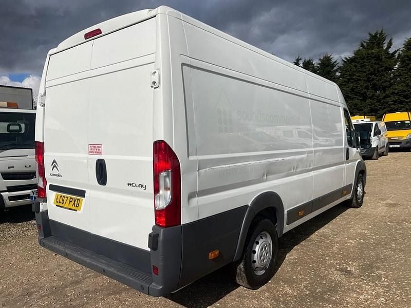 Used Citroën Relay 130 HP (95 kW) 2017 White Van
