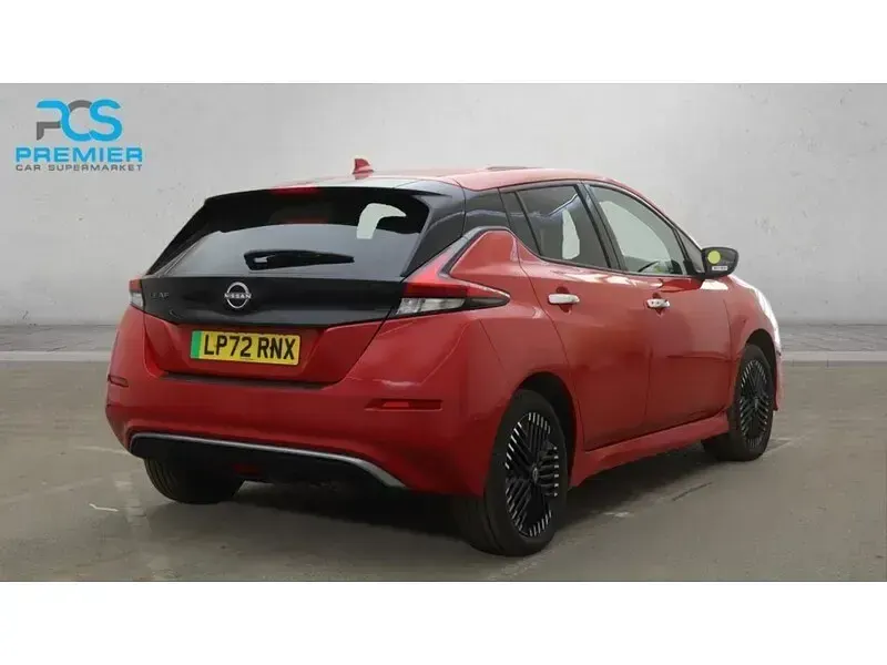 Occasion Nissan Leaf N-Connecta 160 kW (218 ch) 2022 Rouge Citadine