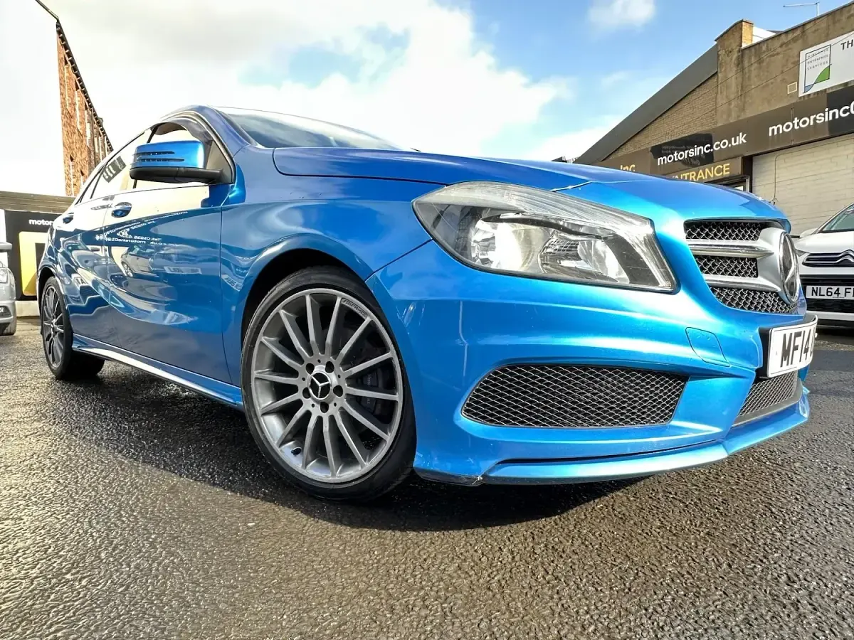 Used Mercedes A180 AMG 2014 Blue Hatchback