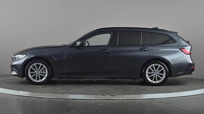 Used BMW 330e Comfort Edition 292 HP (214 kW) 2022 Grey Estate