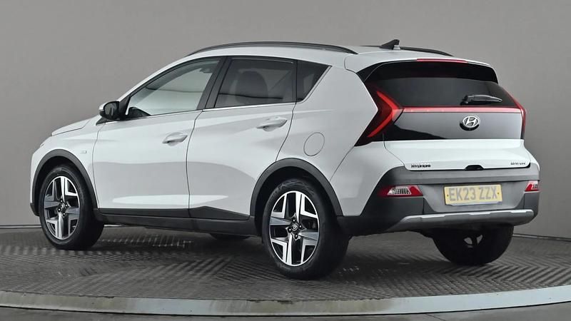Used Hyundai Bayon Premium 100 HP (73 kW) 2023 White SUV