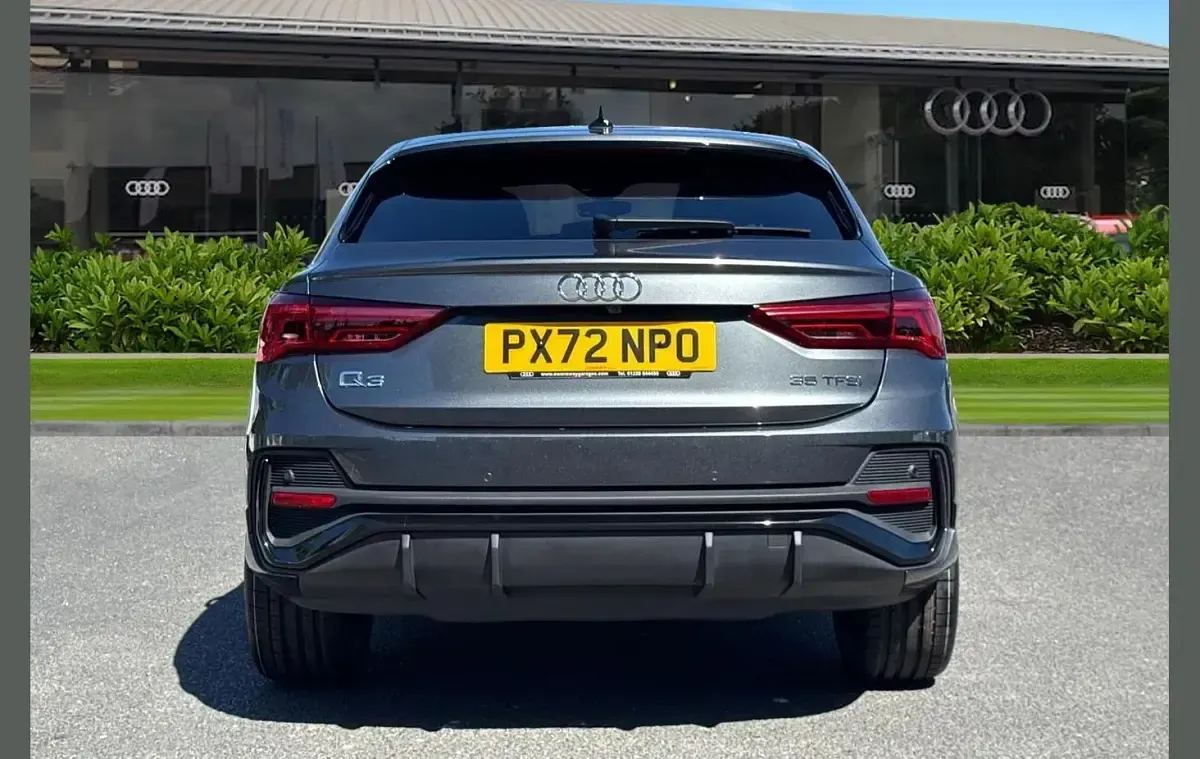 Used Audi Q3 Black Edition 150 HP (110 kW) 2022 Grey SUV