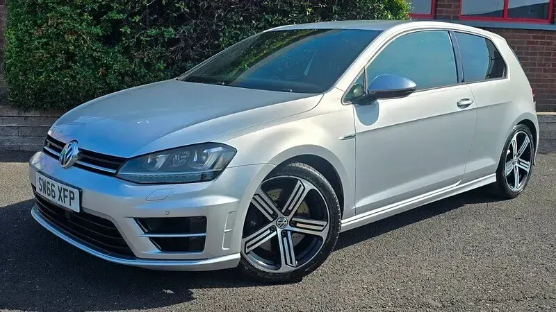 Used VW Golf VII R 310 HP (228 kW) 2017 Silver Hatchback
