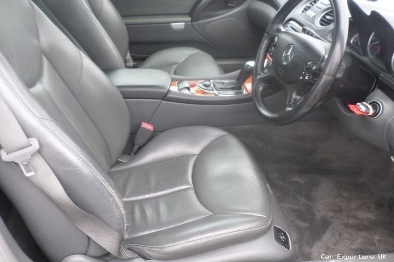 Used Mercedes SL500 306 HP (225 kW) 2005 Cabriolet