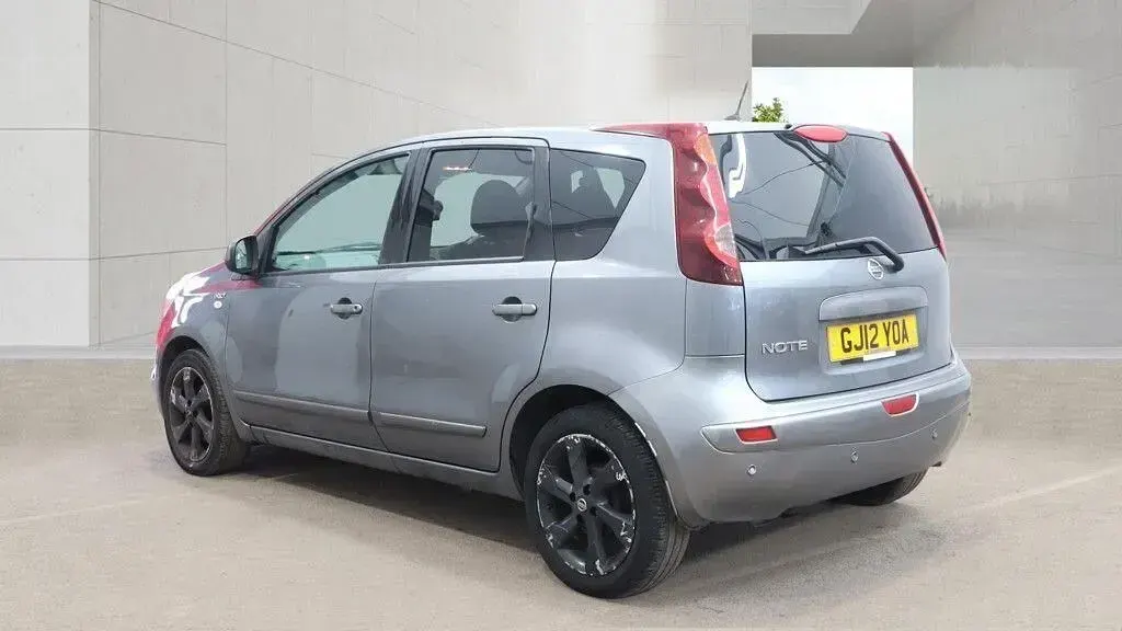 Used Nissan Note N-TEC 110 HP (80 kW) 2012 Grey Hatchback
