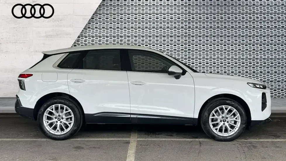 Novo Audi Q3 Sport 150 HP (110 kW) 2026 Branco SUV