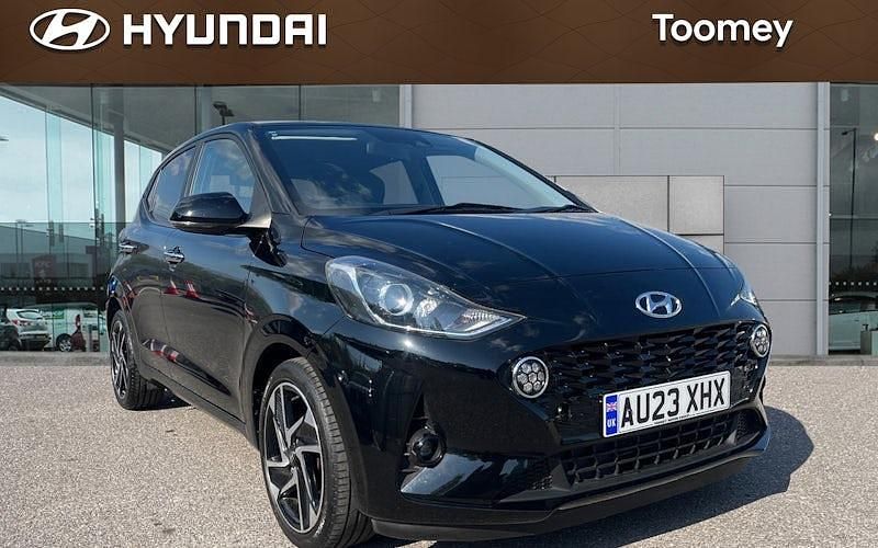Gebraucht Hyundai i10 Premium 84 PS (61 kW) 2023 Kleinwagen