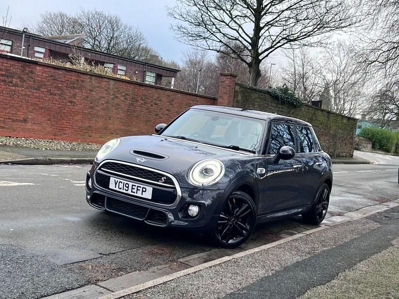 Used Mini Cooper S Hatch 192 HP (141 kW) 2019 Grey Hatchback