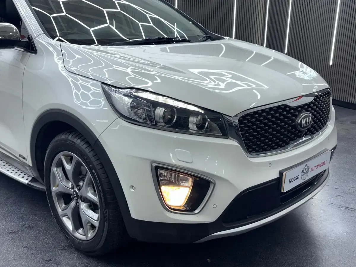 Used Kia Sorento 200 HP (147 kW) 2015 White SUV
