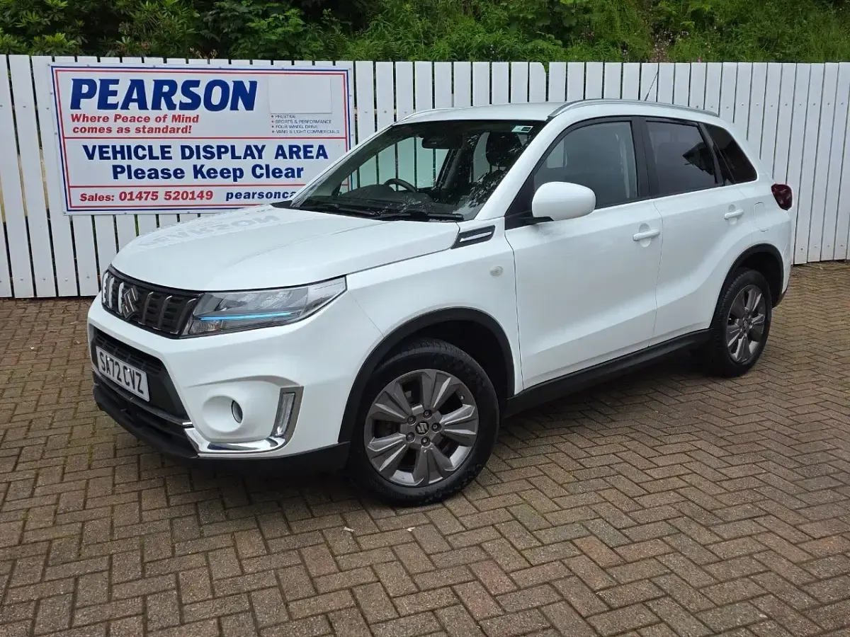 Used Suzuki Vitara SZ-T 2022 White SUV