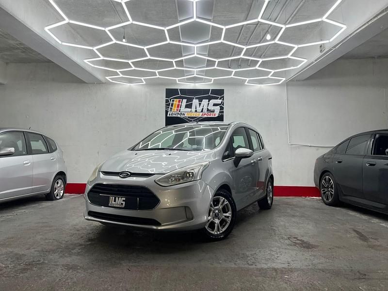 Usado Ford B-MAX Zetec 100 HP (73 kW) 2013 Prateado Monovolume