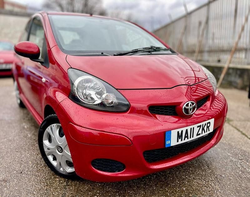 Used Toyota Aygo 2011 Red Hatchback