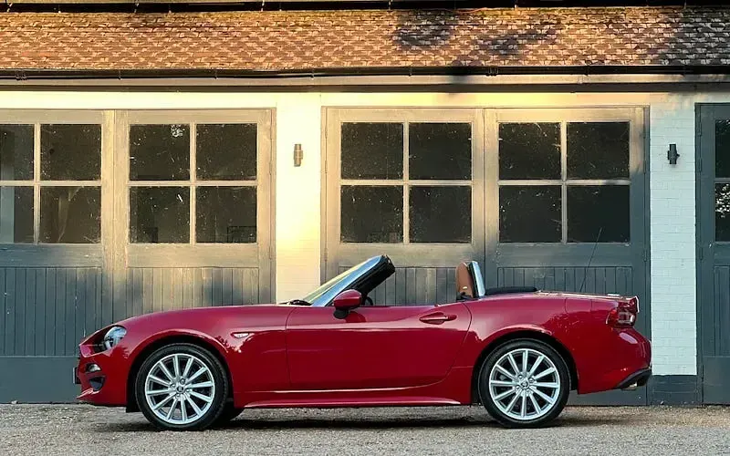 Used Fiat 124 Spider Lusso Plus 140 HP (102 kW) 2017 Cabriolet