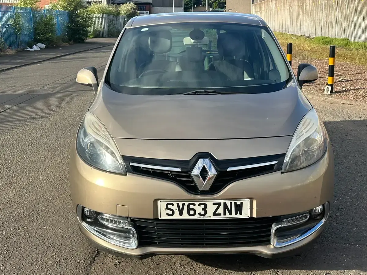 Used Renault Scénic III Dynamique 110 HP (80 kW) 2013 Beige MPV