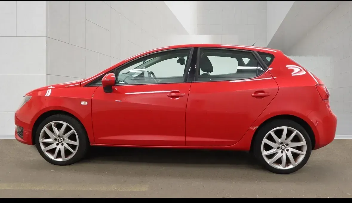 Used Seat Ibiza FR 105 HP (77 kW) 2014 Red Hatchback