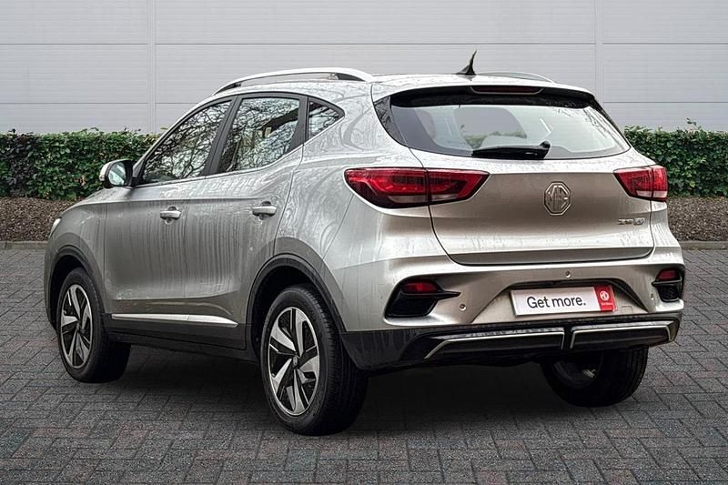 Used MG ZS Trophy 130 kW (177 HP) 2022 Silver Hatchback