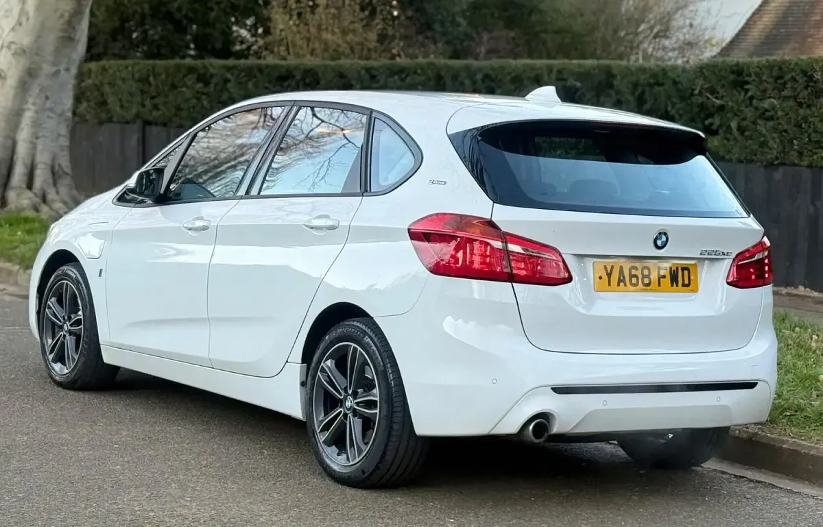 Used BMW 225 Active Tourer Sport Line 2019 White MPV