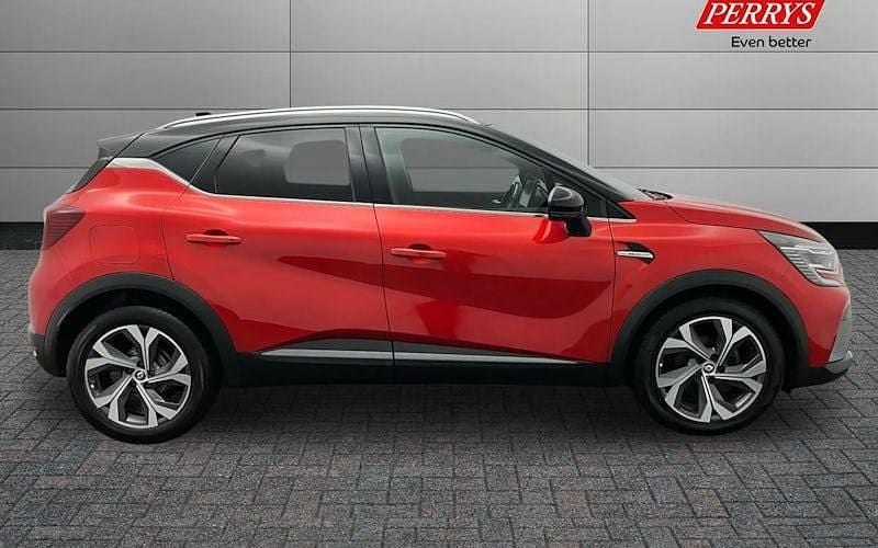 Used Renault Captur R.S. 140 HP (102 kW) 2022 SUV