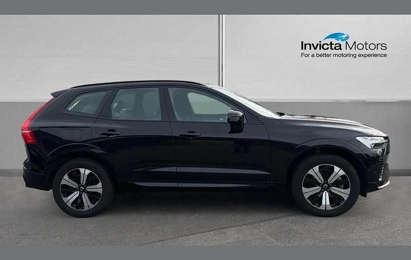 Used Volvo XC60 Plus 350 HP (257 kW) 2022 Onyx black SUV