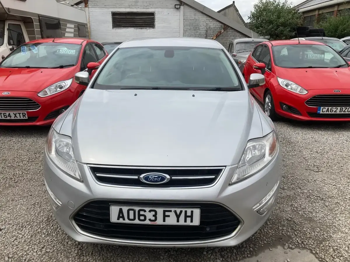 Used Ford Mondeo Business Edition 2013 Silver Hatchback