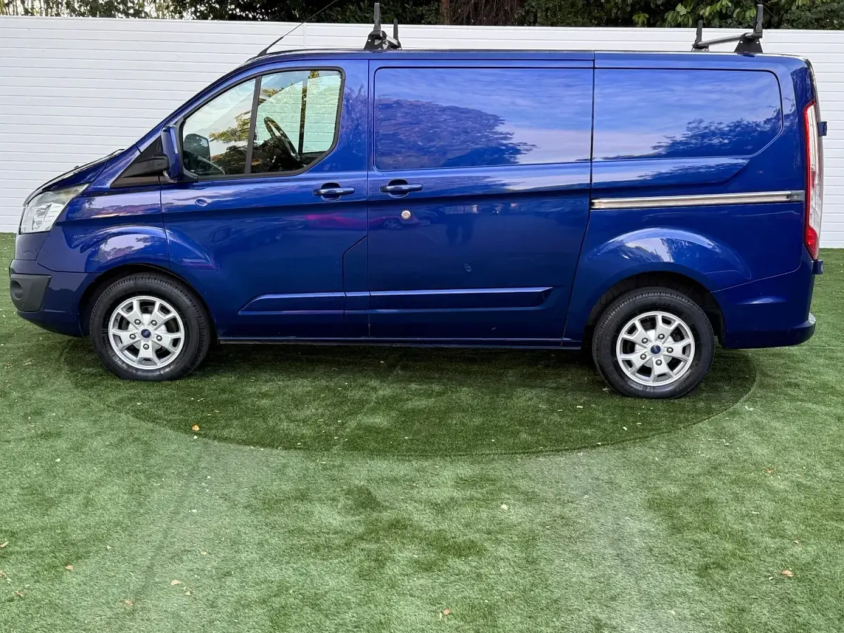 Used Ford Transit Custom Limited 125 HP (91 kW) 2014 Blue Van