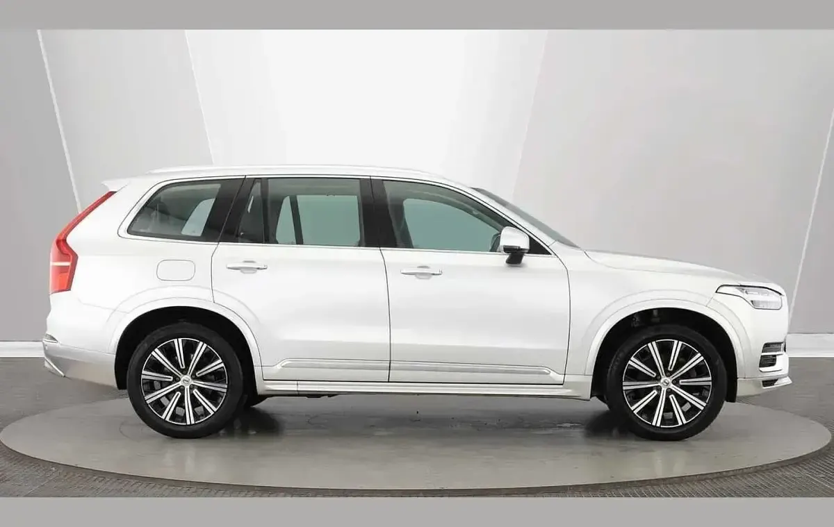 Used Volvo XC90 Inscription 250 HP (183 kW) 2022 Silver SUV
