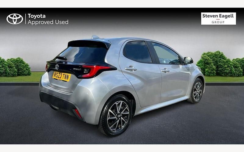 Used Toyota Yaris Hybrid Design 116 HP (85 kW) 2025 Hatchback