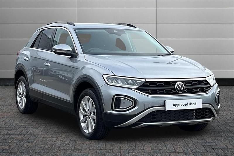 Pyrite silver New 2025 VW T-Roc Match SUV | £27,450 (Super price) - Image 1/3