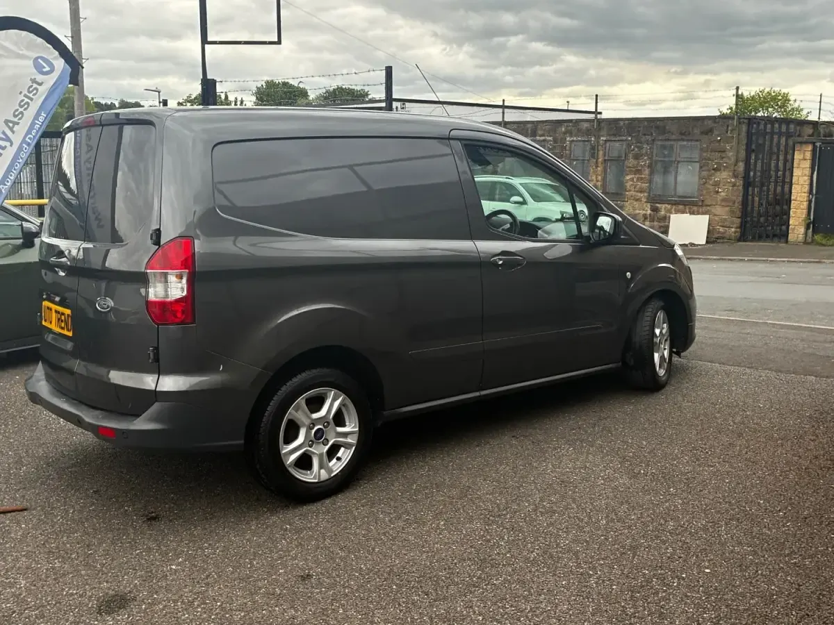 Używany Ford Transit Limited 100 KM (73 kW) 2020 Szary Van