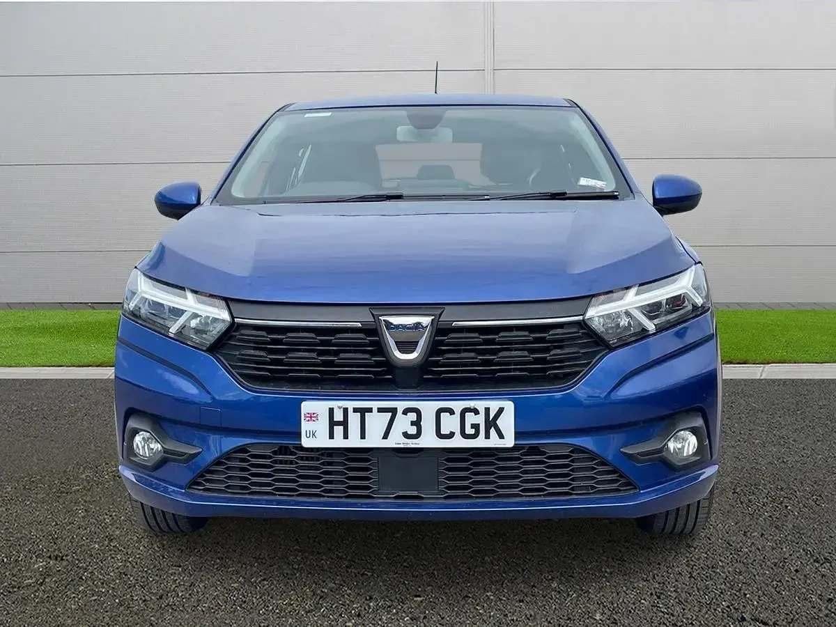 Usado Dacia Sandero Expression 100 CV (73 kW) 2023 Azul Utilitario