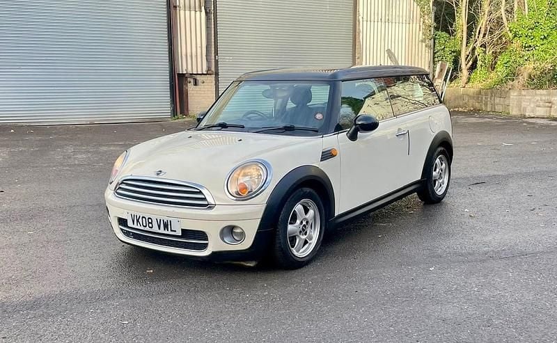 White Used 2008 Mini Cooper Clubman Estate | £1,490 (Super price) - Image 1/4