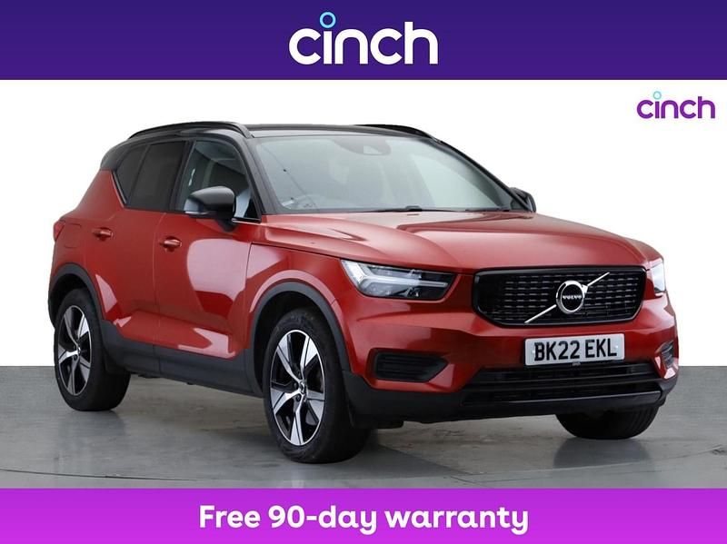Red Used 2022 Volvo XC40 R-Design SUV | £20,999 (Good price) - Image 1/3