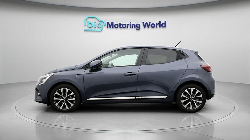 Used Renault Clio IV Iconic 99 HP (72 kW) 2019 Grey Hatchback