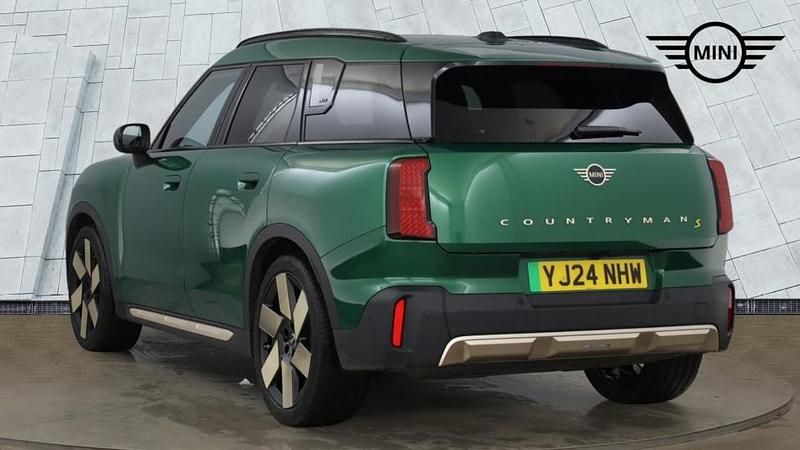 Used Mini Countryman 227 kW (309 HP) 2024 Green SUV